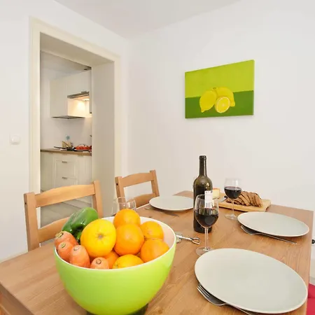Hello Apartment *